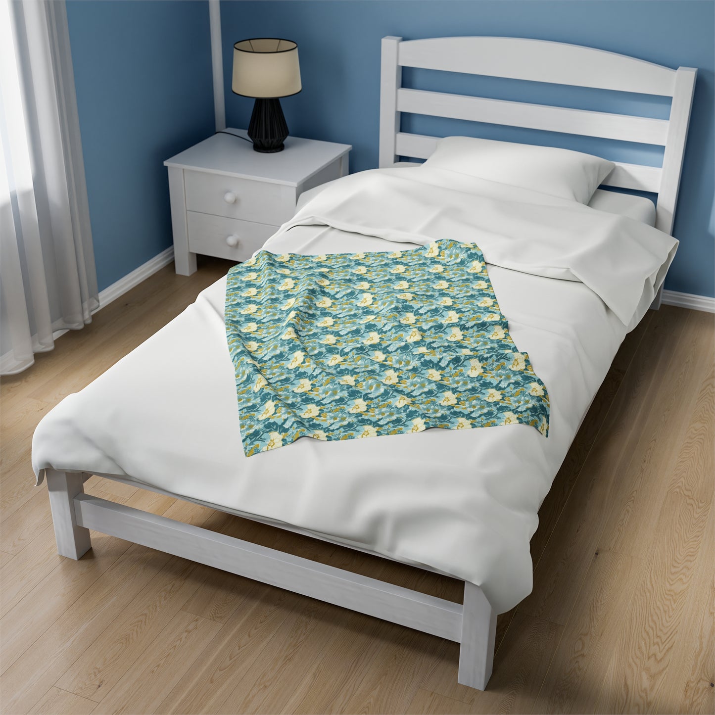 Green and Yellow Floral Pattern Plush Blanket